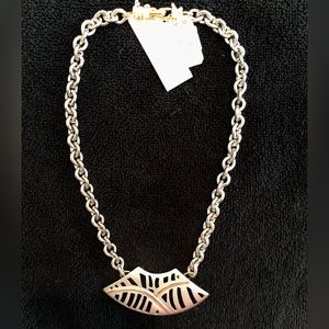 Vintage RARE Signed Diane Von Furstenberg Silver Toned Leaf Chain Necklace